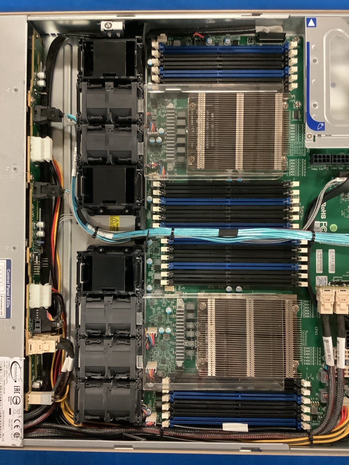 Supermicro SYS-1028U-TNRTP+ 750Wx2 PSU  Fans and cables heatsink