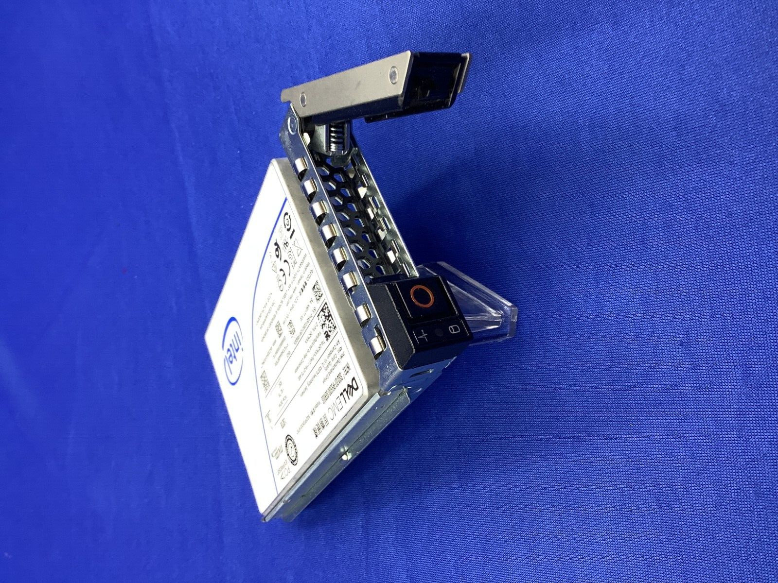 R7KKN Dell  1.92TB NVMe Gen4 RI 2.5'' SSD 0R7KKN D7-P5500 SSDPF2KX019T9T