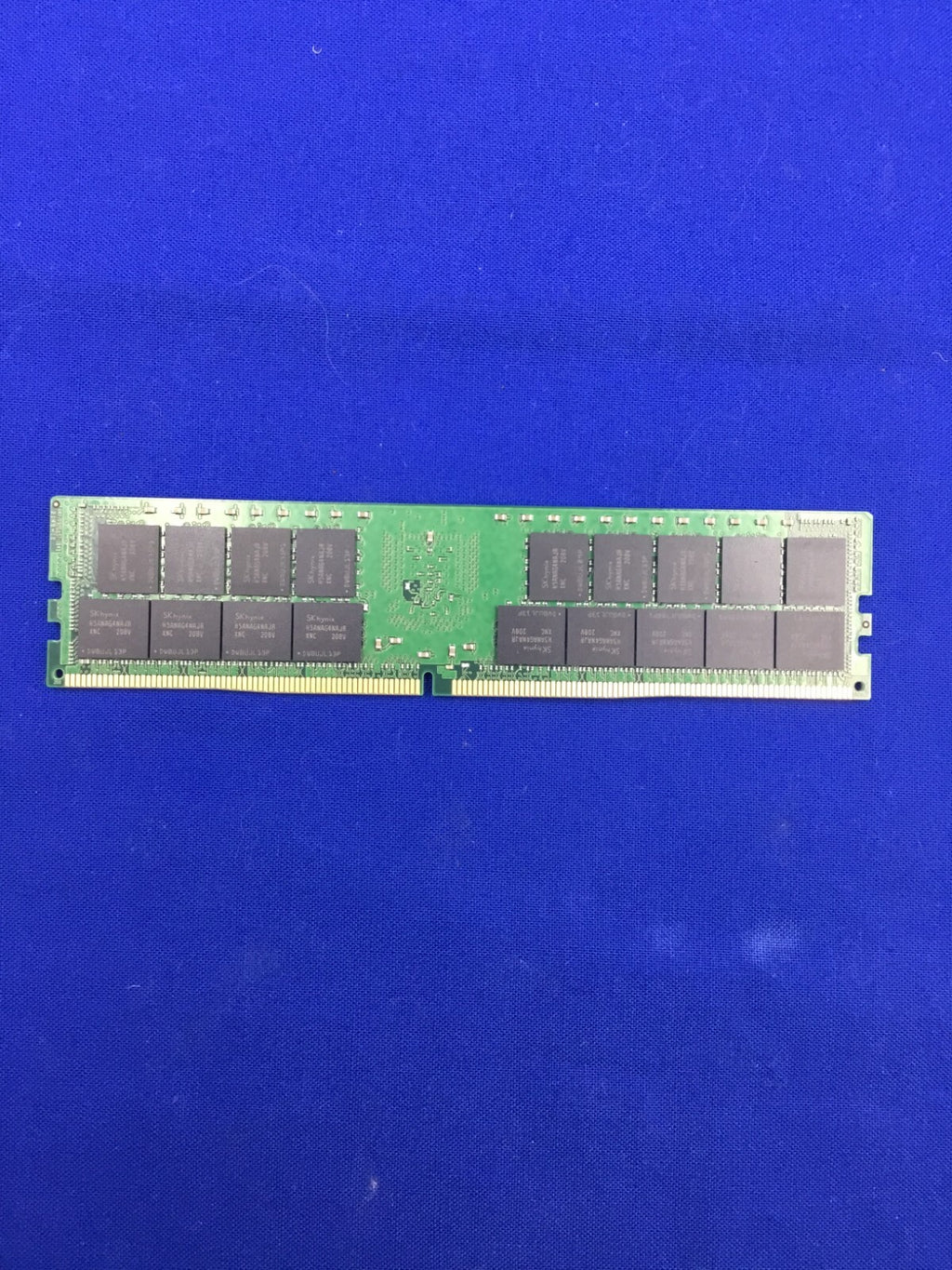 P11446-0A1 HPE 64GB (1X64GB) 2RX4 PC4-3200AA REGISTERED SMART MEMORY P21676-001