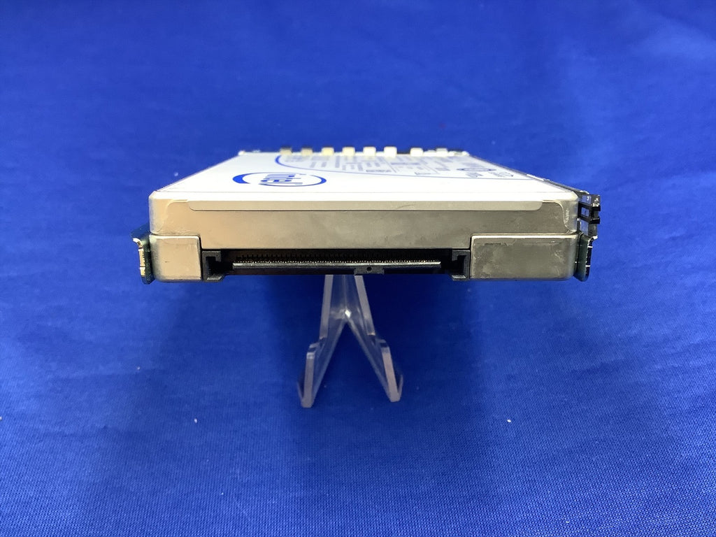 4KCVT DELL EMC  30.72TB QLC PCIe4.0 x4 NVMe 2.5IN U.2 SSD 04KCVT  SSDPF2NV307TZE