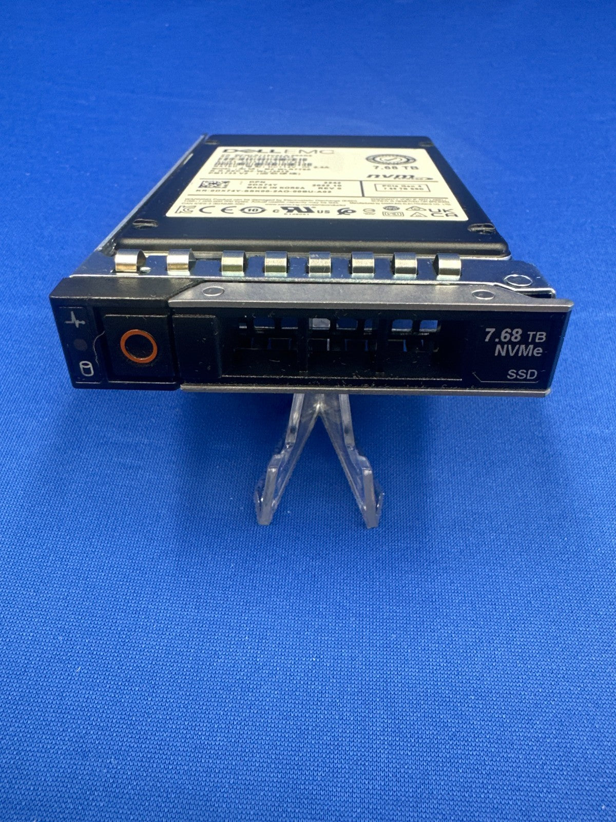 DX74Y Dell 7.68TB PCIe4.0 NVMe Read Intensive 2.5'' U.2 SSD MZ-WLR7T60 0DX74Y