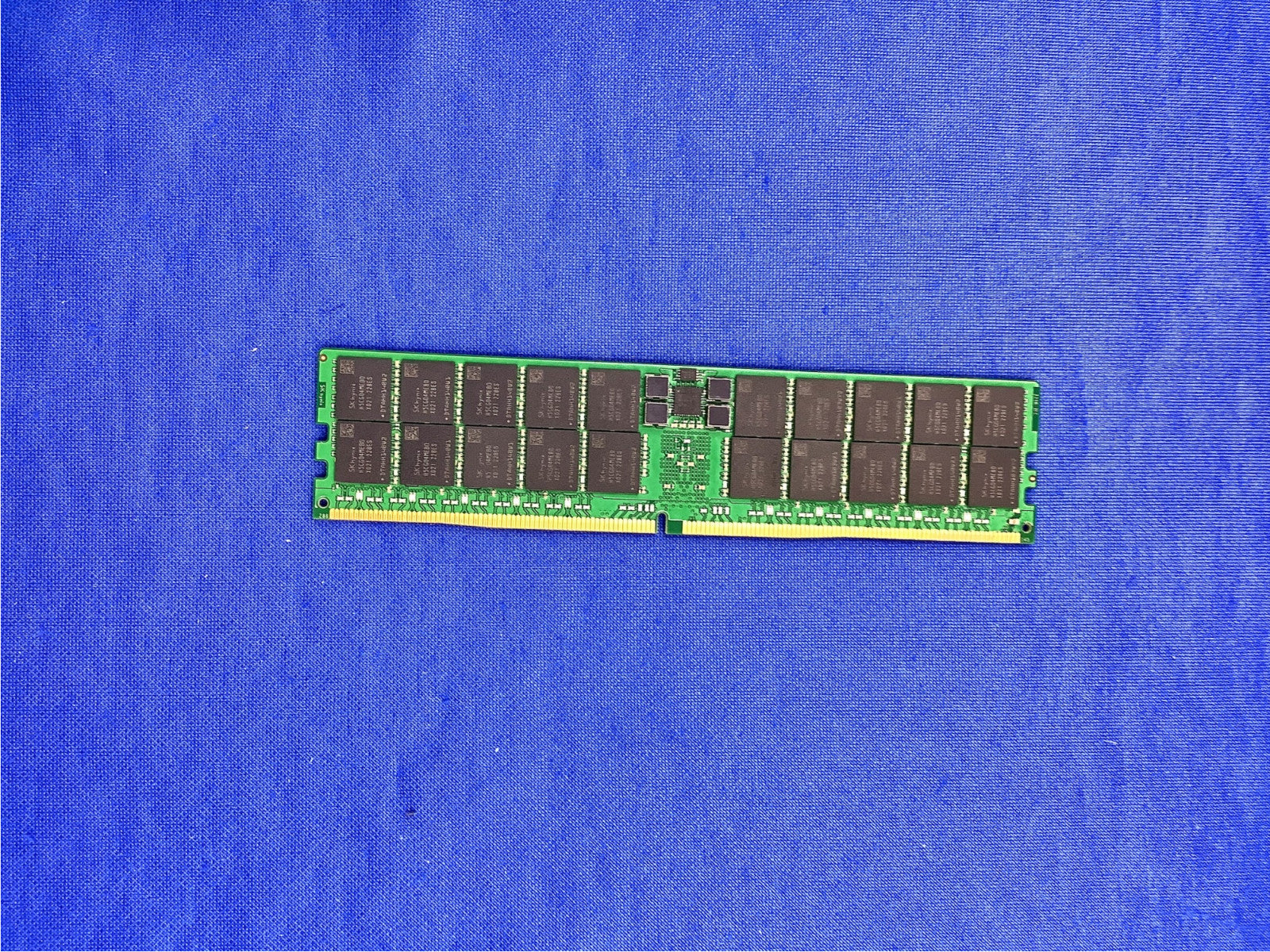 HMCGM4MEBRB238N HYNIX 96GB (1X96GB) 2RX4 PC5-4800B RDIMM MEMORY