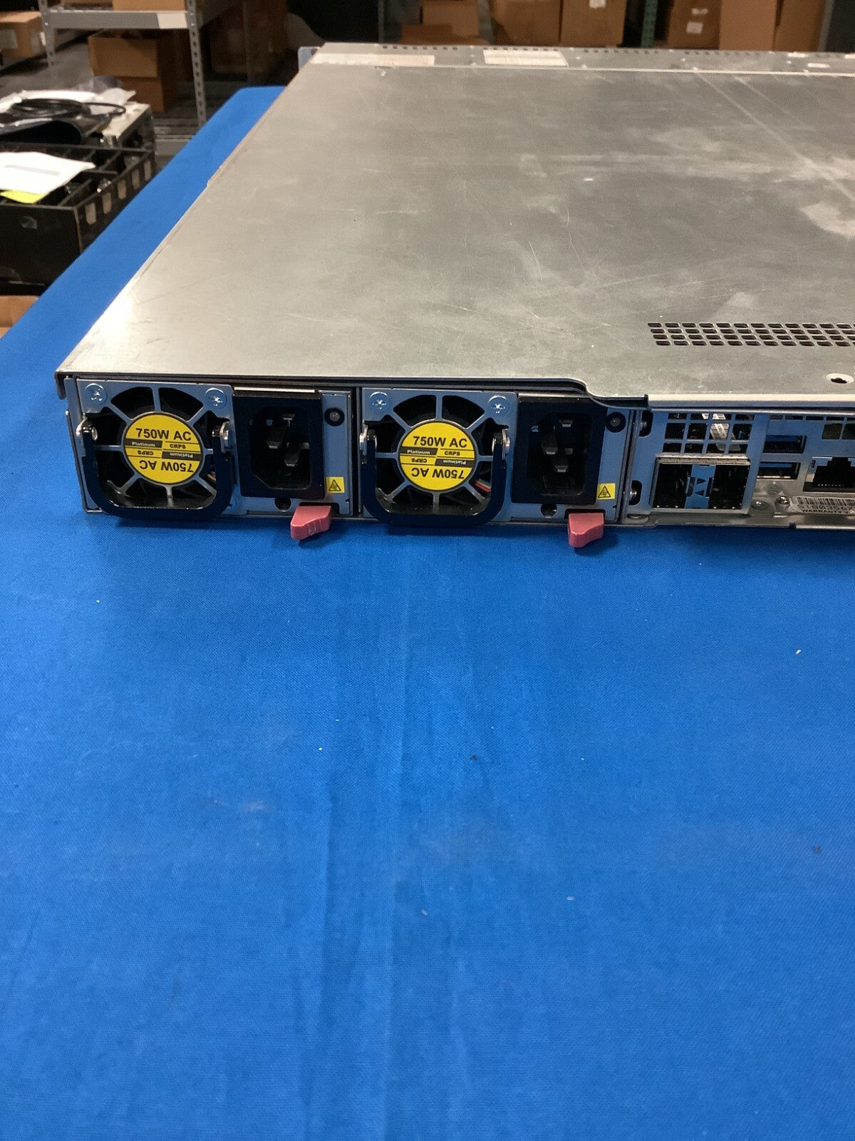 Supermicro SYS-1028U-TNRTP+ 750Wx2 PSU  64GB Internal SSD Fans and cables