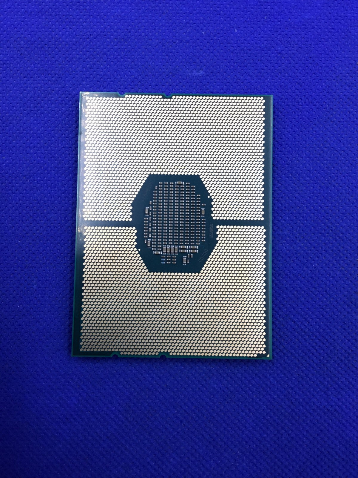 SRF8Y Intel Xeon Processor Gold 6242 16-Core 2.8GHz 22MB Cache CD8069504194101
