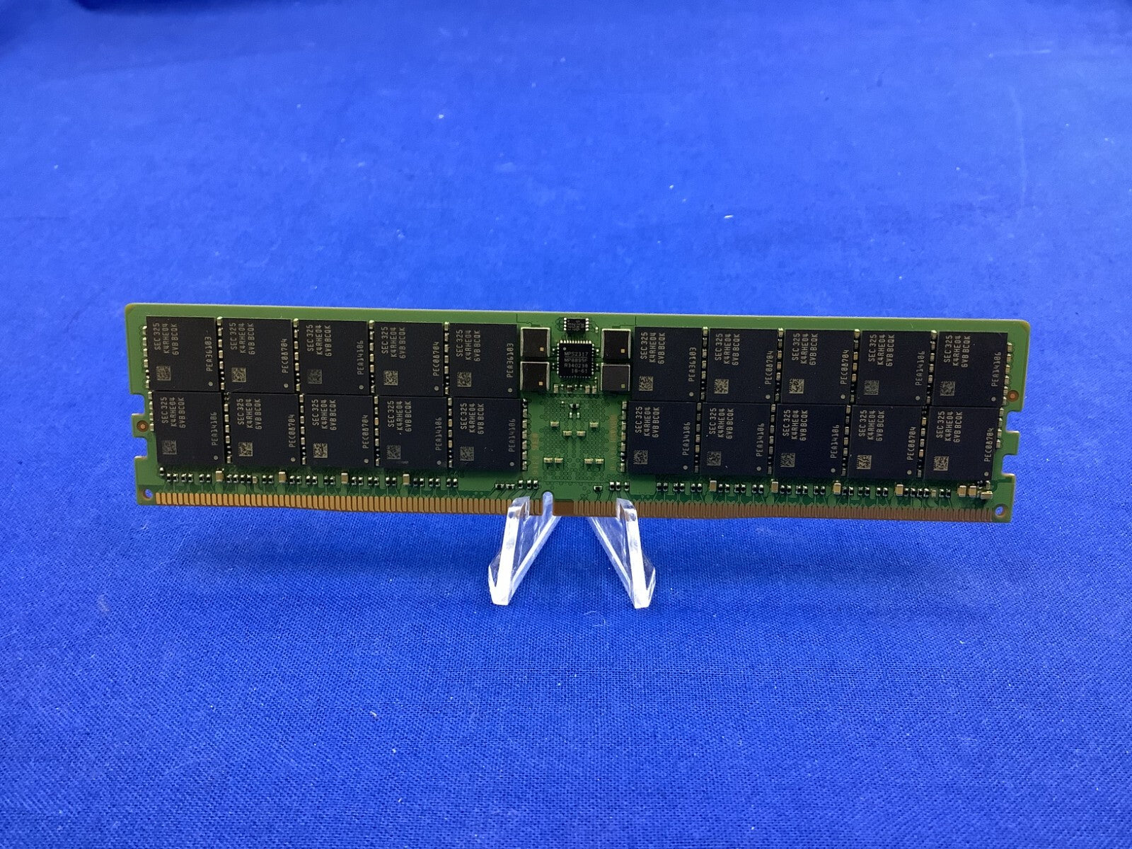 M321RYGA0BB0-CQK  SAMSUNG 96GB  2RX4 PC5-4800B SERVER MEMORY