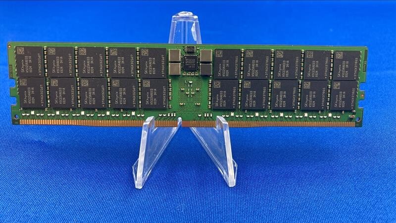HMCT04AEERA131N HYNIX 128G (1X128GB) 2S2RX4 PC5-4800B MEMORY