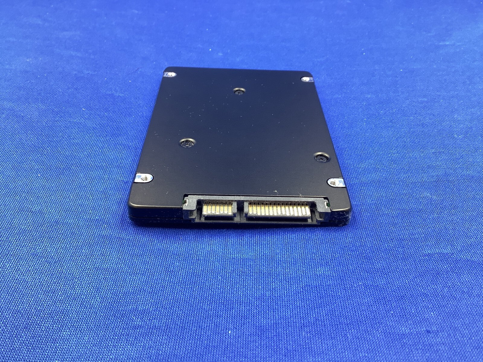MZ-7LH3T80 Samsung PM883 Series 3.84TB 2.5" SATA 6Gb/s SSD Cisco UCS-SD38T61X-EV