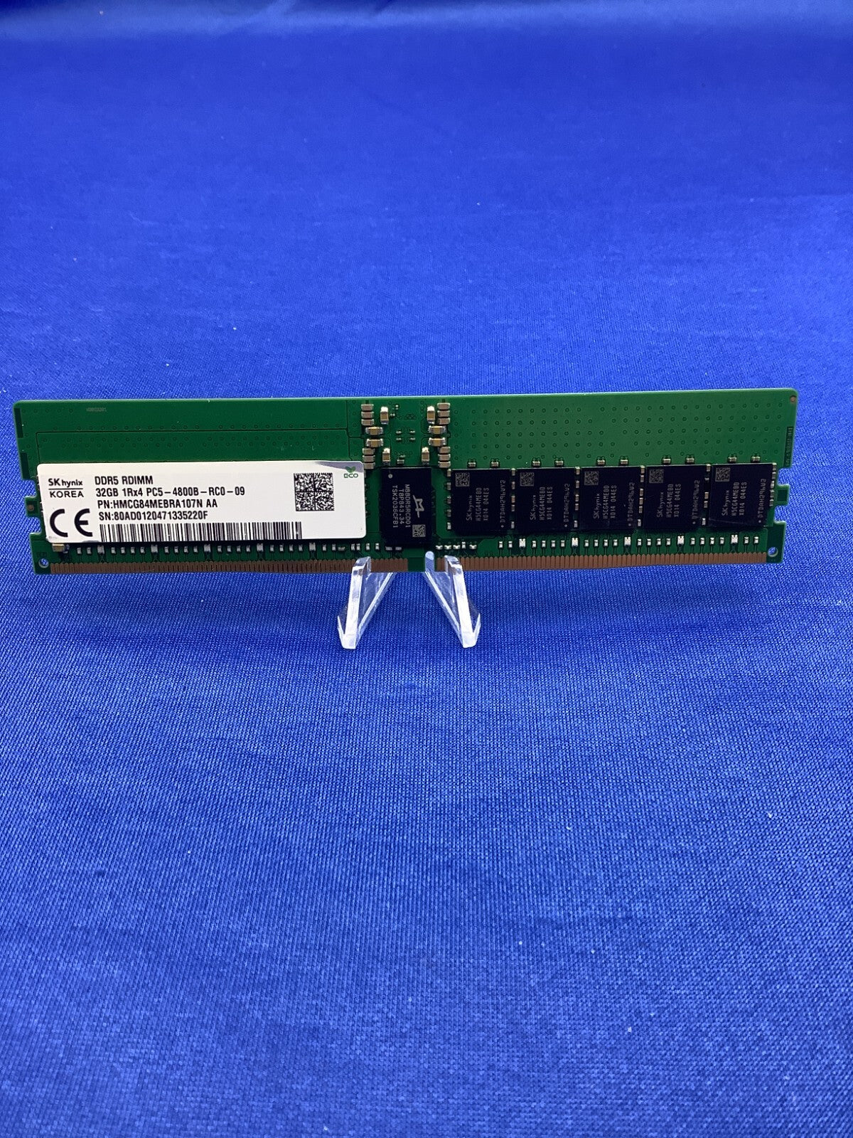 HMCG84MEBRA107N HYNIX 32GB (1X32GB) 1RX4 PC5-4800B ECC RDIMM MEMORY