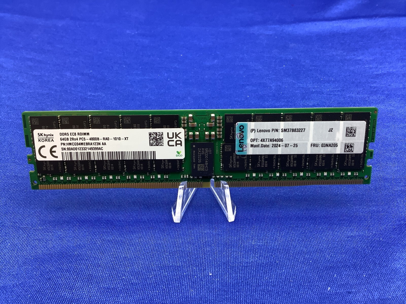 03NA205 LENOVO 64G (1X64GB) 2RX4 PC5-4800B RDIMM MEMORY 4X77A94006