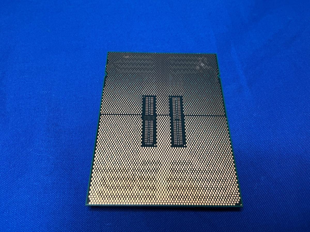 SRVU4 Intel Xeon 6 6517P 3.20 GHz 16 3.20 GHz 32 Threads 72M Cache FCLGA4710 CPU