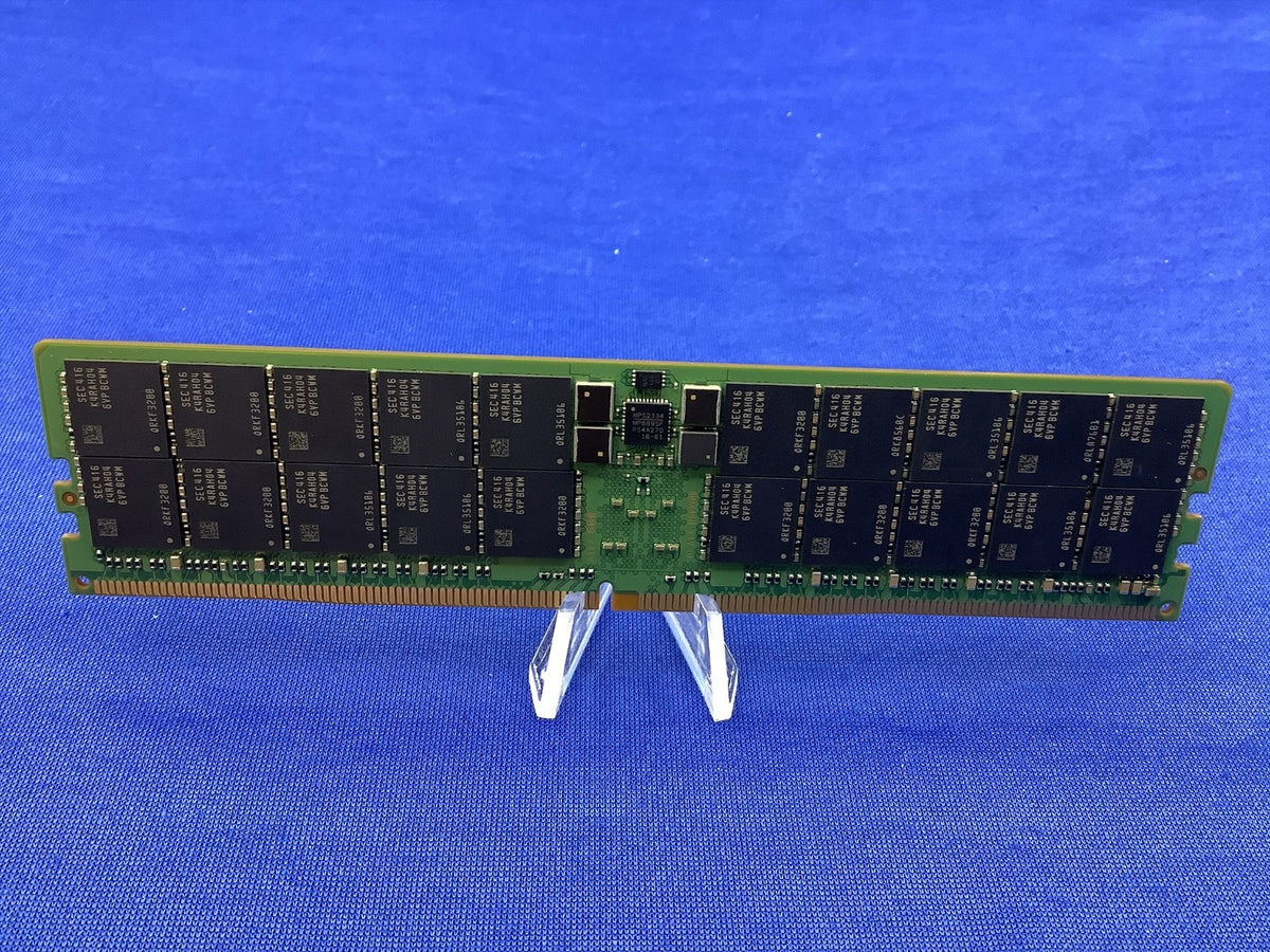 Lenovo 03LE886 64GB DDR5-5600 PC5-44800 2Rx4 ECC RDIMM Server Memory