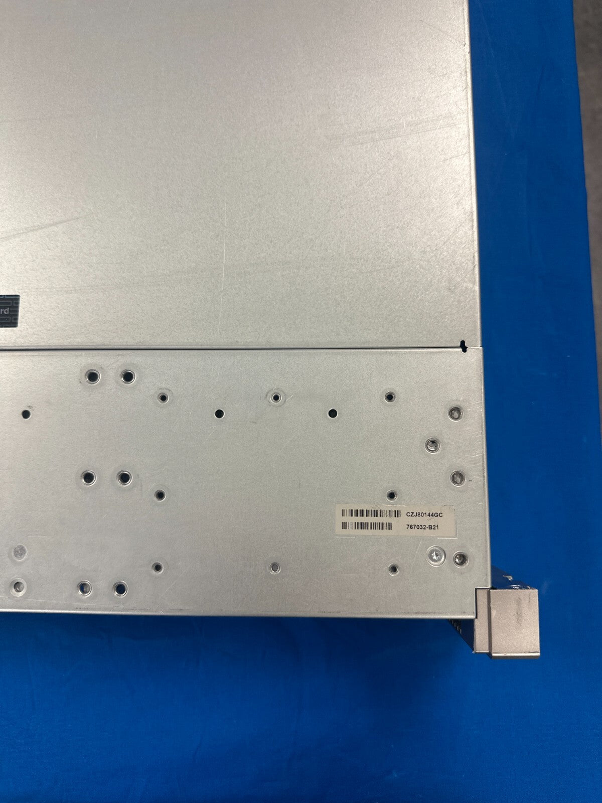 767032-B21 HP ProLiant DL380 Gen9 24x SFF CTO 843307-001 2x500W PSU