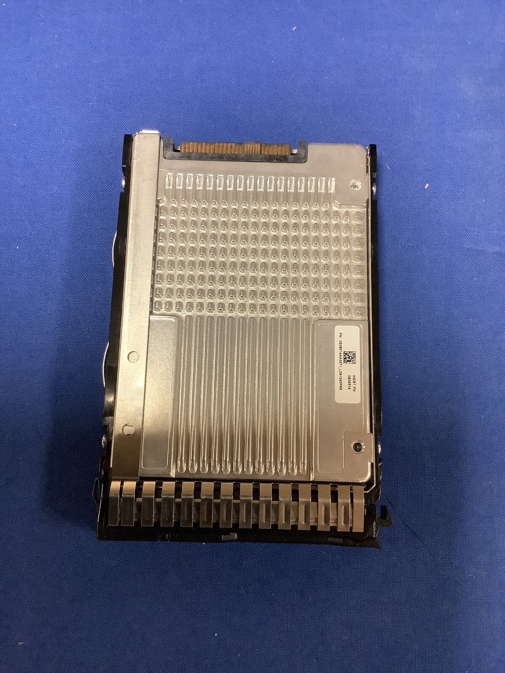 P09094-B21 HPE 3.2TB SAS 12G MIXED USE SFF SC  SSD P09925-001 MO003200JWUGA
