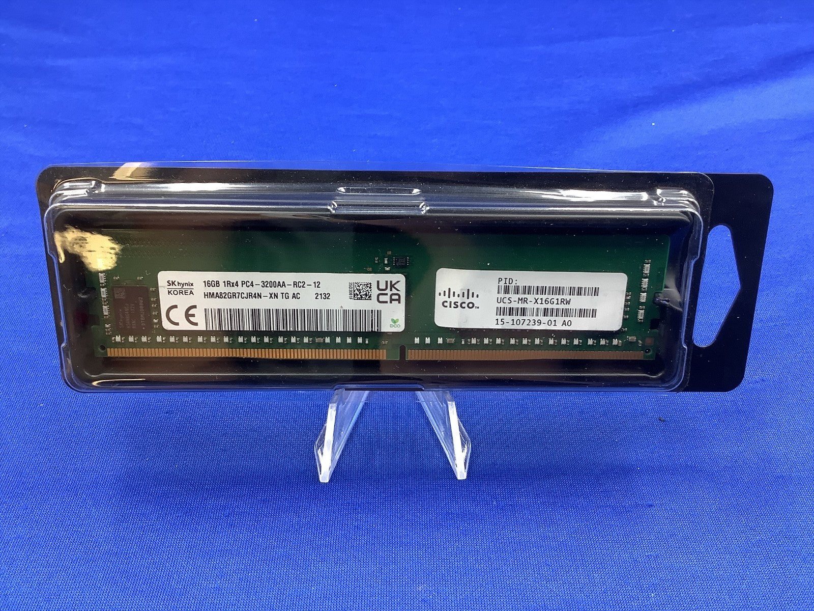 UCS-MR-X16G1RW CISCO 16GB(1X16GB) 1RX4 PC4- 3200A MEMORY 15-107239-01