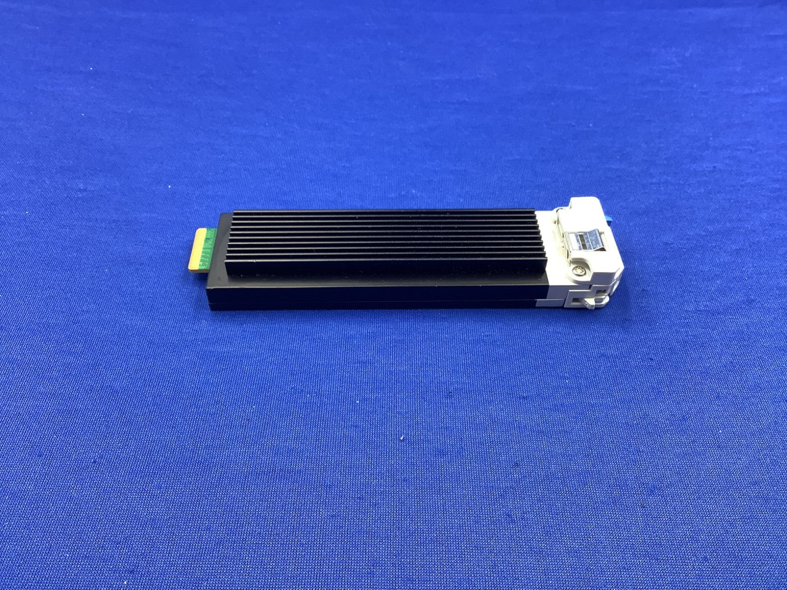 MICRON DELL 08G76D 7450 PRO 7.68TB NVME E1.S PCIe4.0 SSD MTFDKCE7T6TFR 8G76D