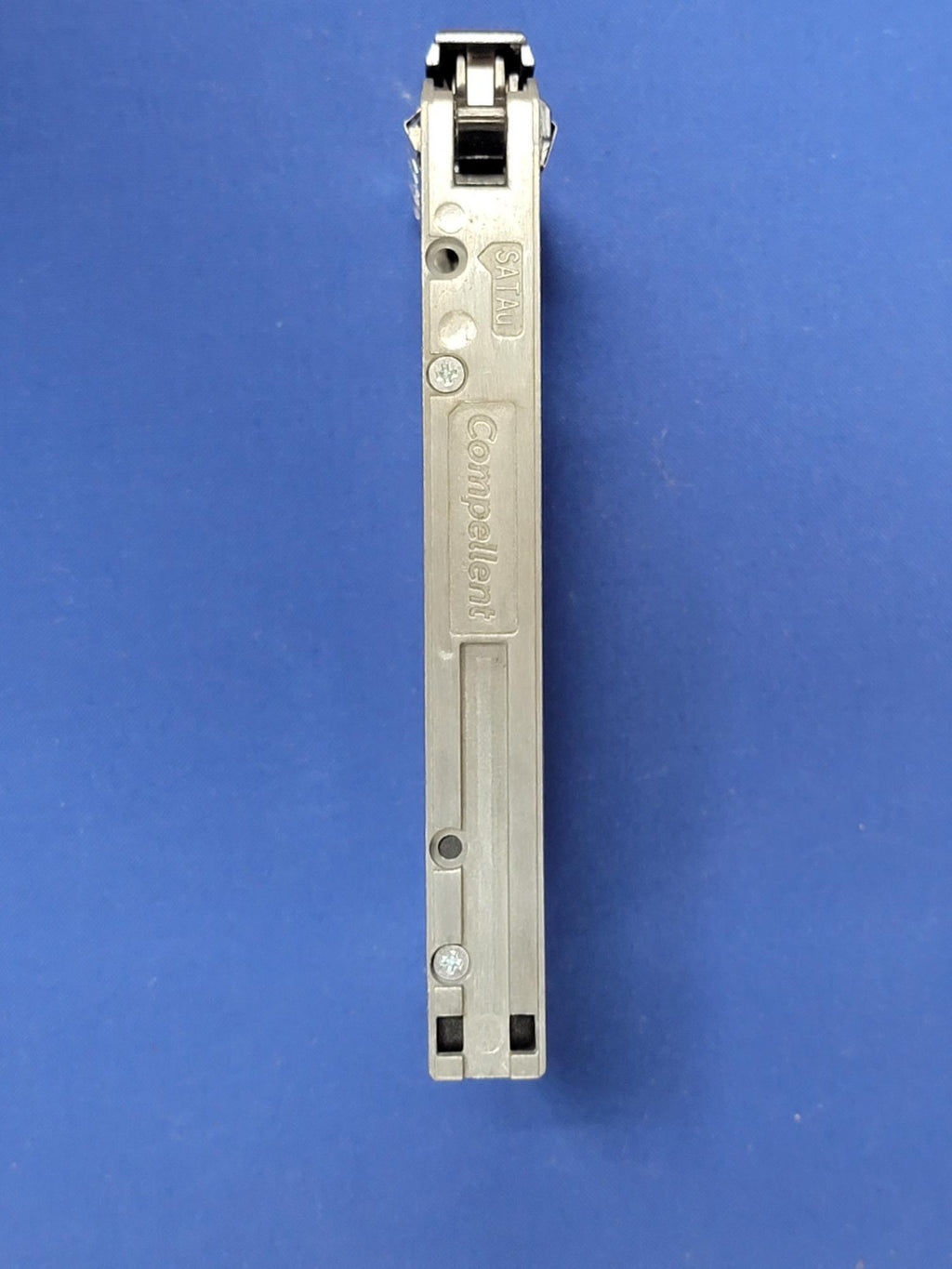 CT0H2 Dell Compellent 3.84TB PM1633 SAS 12Gbps 2.5''SSD MZ-ILS3T8A MZILS3T8HCJM