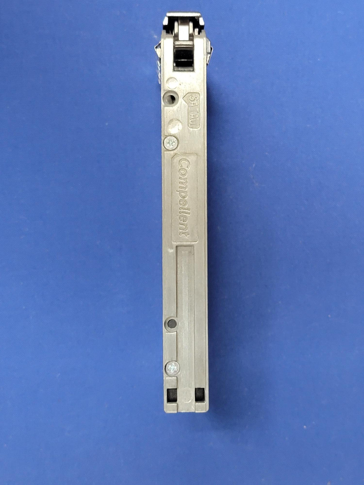 CT0H2 Dell Compellent 3.84TB PM1633 SAS 12Gbps 2.5''SSD MZ-ILS3T8A MZILS3T8HCJM