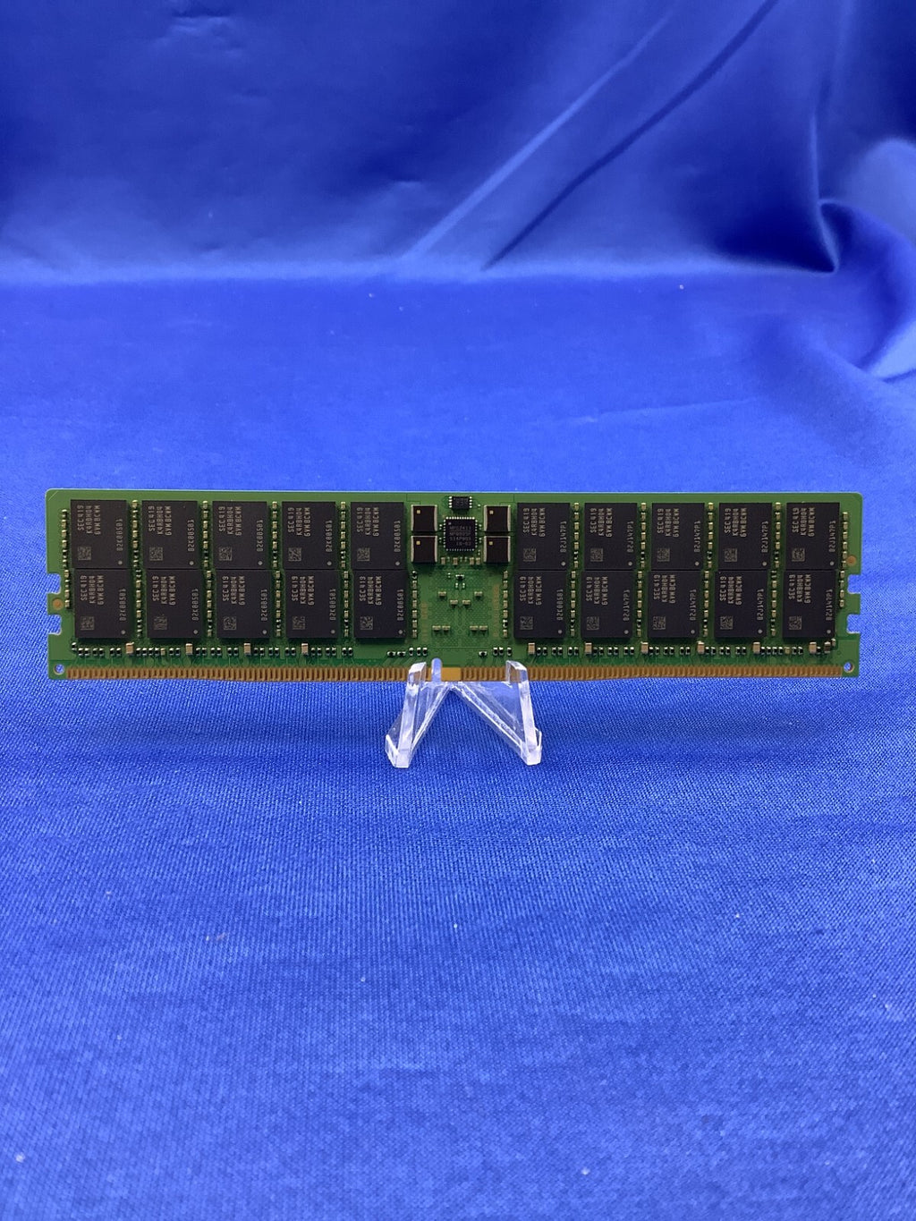 M321RAJA0MB0-CWM SAMSUNG 128G 2RX4 PC5-5600B-R ECC RDIMM MEMORY