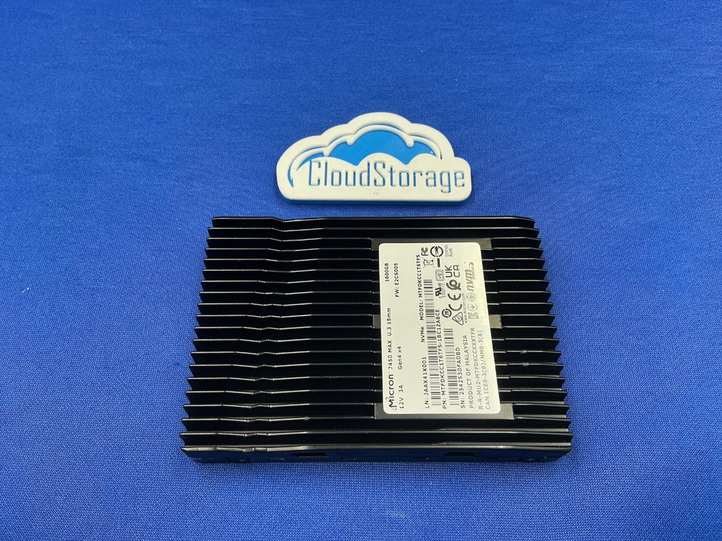 Micron 7450 MAX MTFDKCC1T6TFS 1.6TB U.3 PCIe 4.0 NVMe Enterprise SSD