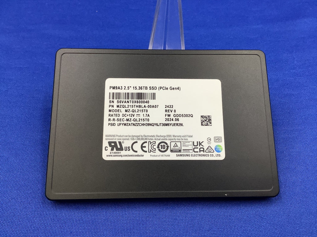 MZ-QL215T0 Samsung PM9A3 15.36TB PCI Express 4.0 X4 Nvme 2.5inch U.2 SSD