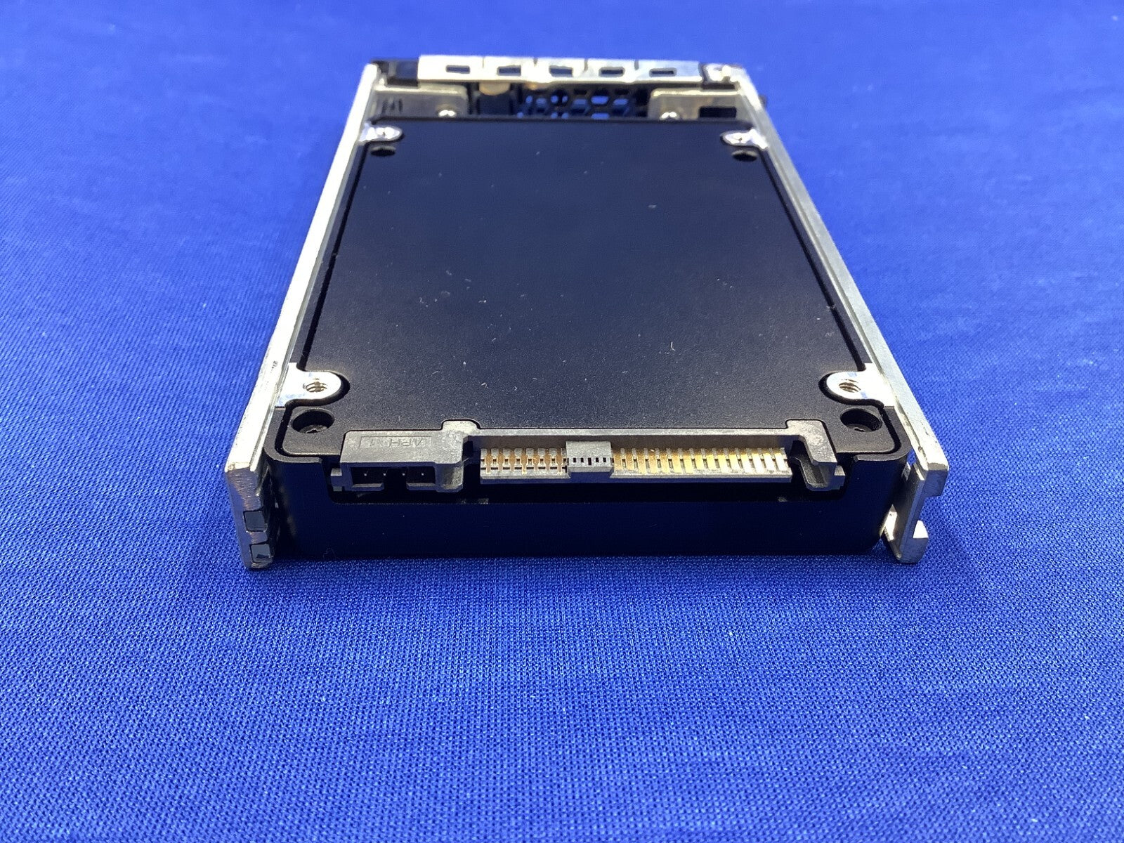 Y4TH9 Dell Compellent 1.92TB SAS 12Gbps Read Intensive 2.5'' SSD MZ-ILS1T9B