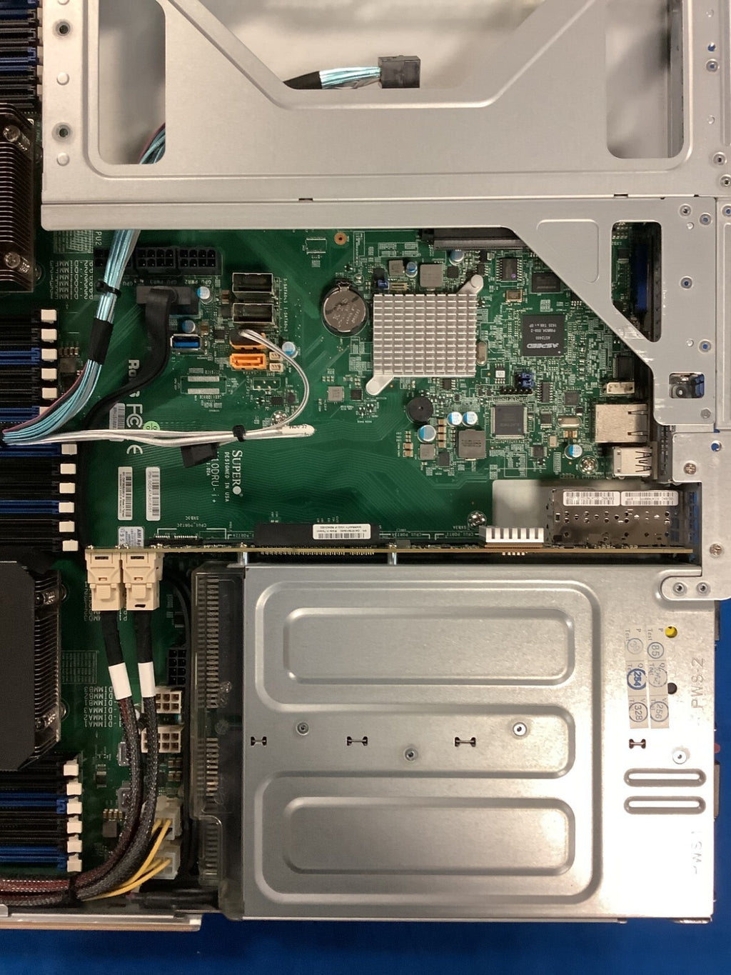 Supermicro SYS-1028U-TNRTP+ 750Wx2 PSU  Fans and cables heatsink