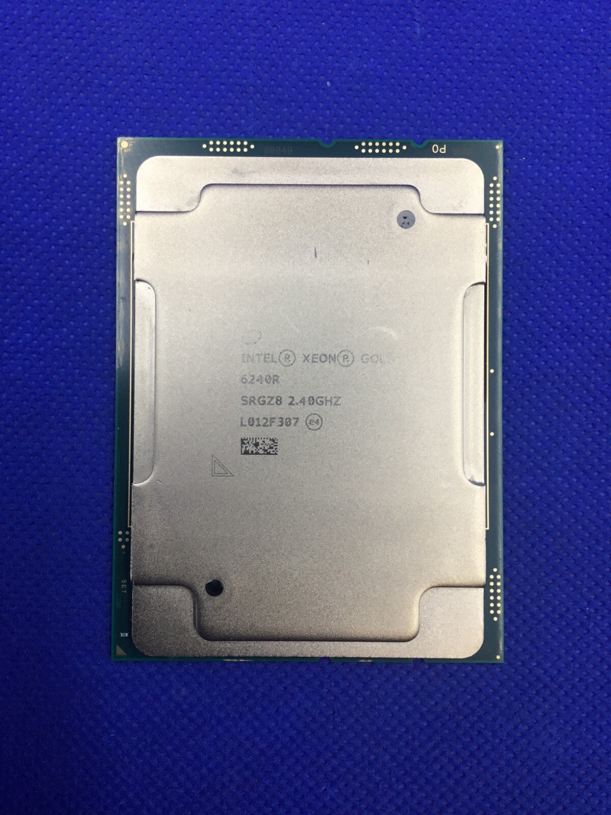 SRGZ8 INTEL XEON GOLD 6240R 2.40GHZ 35.75MB 24CORE 165W CD8069504448600