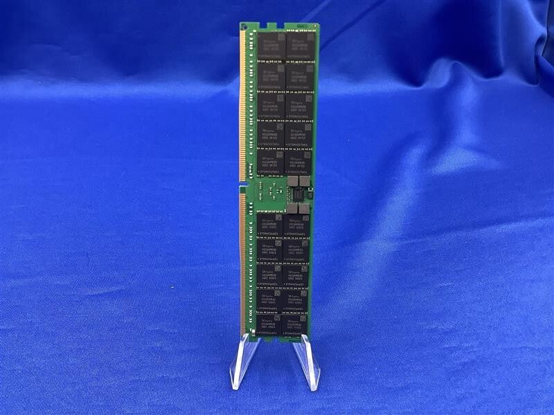 HMCG94MEBRA119N HYNIX 64G (1X64GB) 2RX4 PC5-4800E RDIMM MEMORY