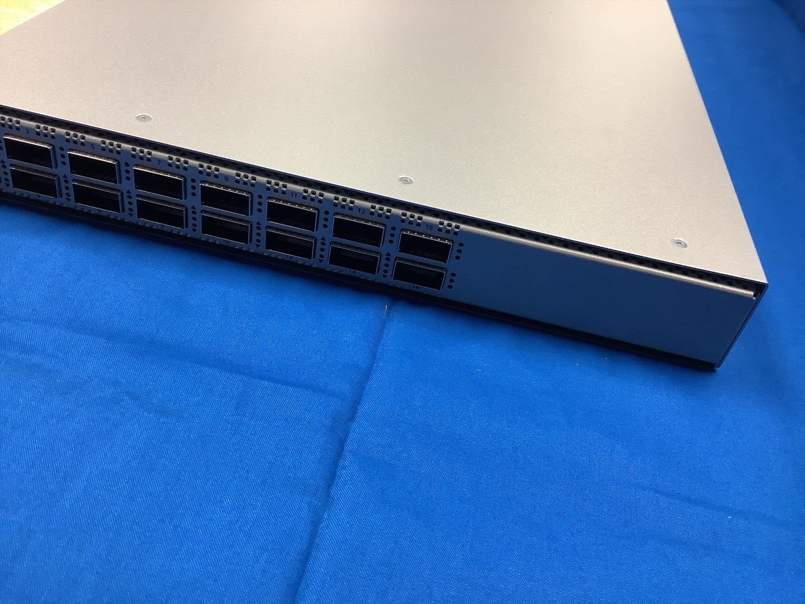 N9K-C9316D-GX Cisco Nexus 9300-GX 16-Port 400G Ethernet Switch