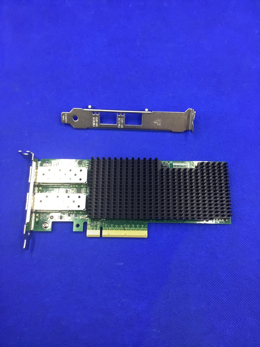 XXV710-DA2 Intel Ethernet Network Adapter XXV710DA2BLK XXV710DA2 Both Brackets