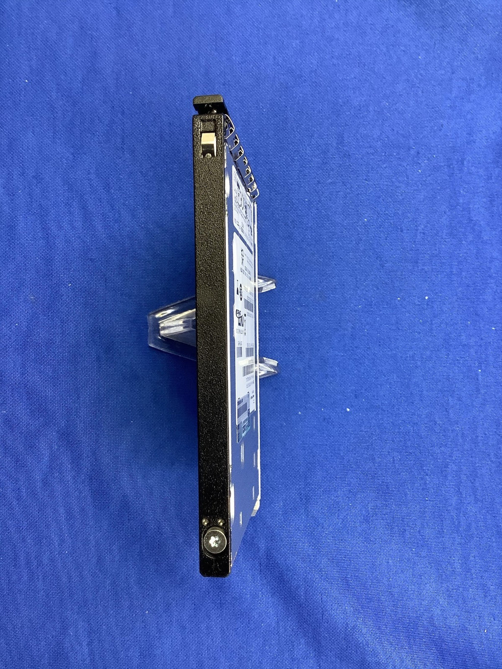 P61196-B21 HPE 6.4TB NVMe Gen5 MU E3S CM7-V Series KCM7XVJE6T40 SSD P61439-001