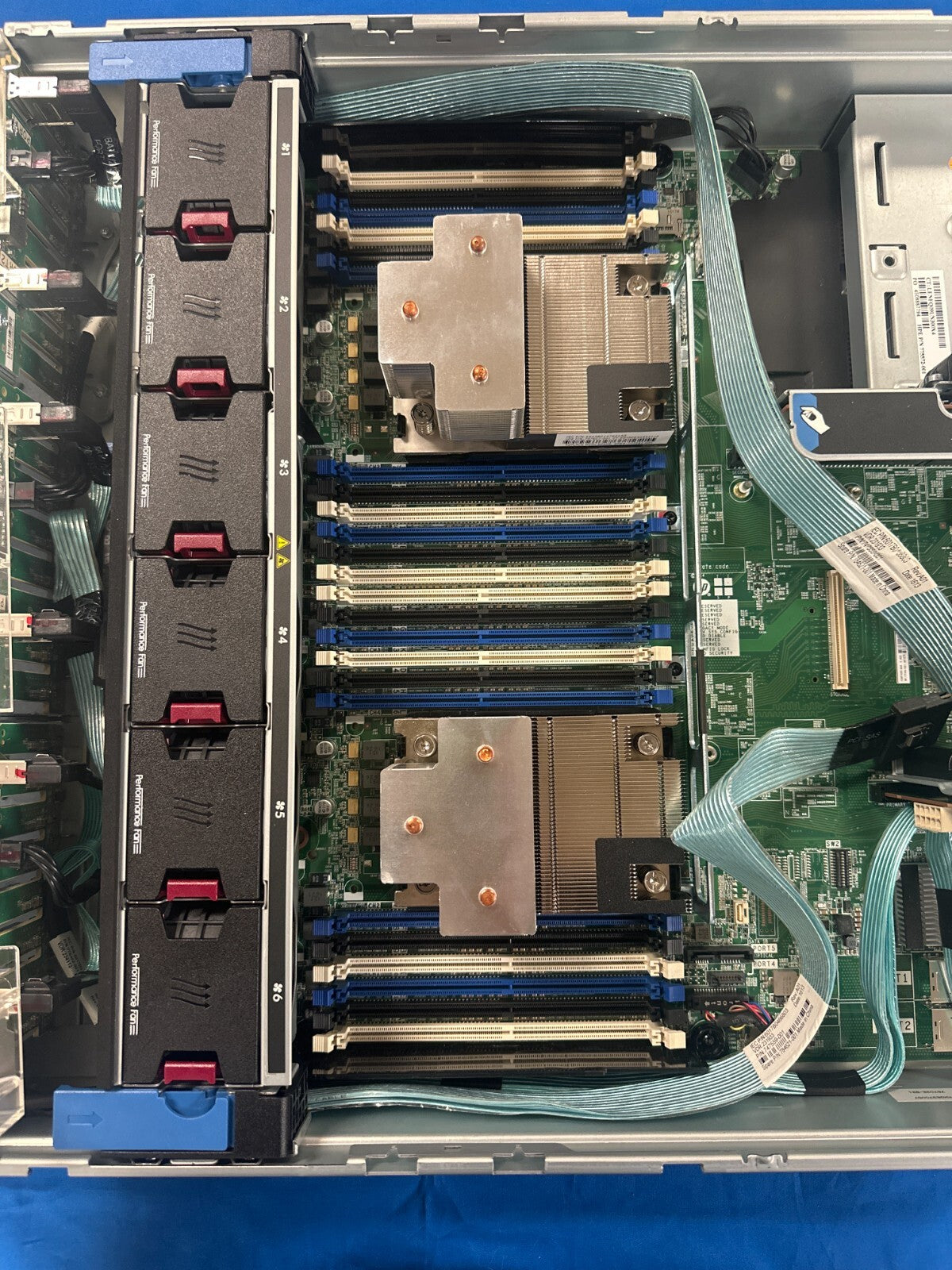 HPE PROLIANT DL380 GEN9 24SFF 843307-001 SERVER W/ Heatsink Fan 800W PSU
