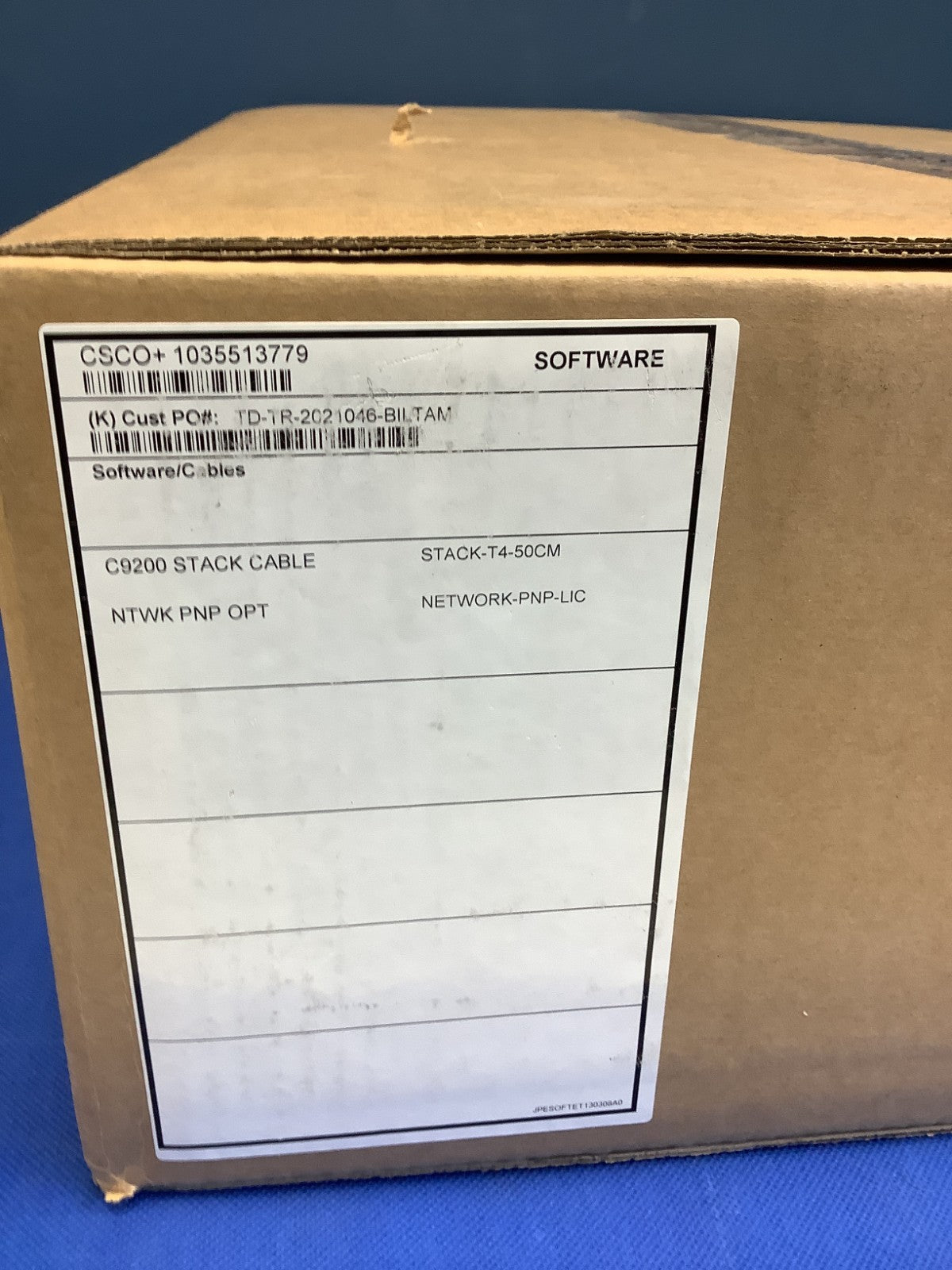 C9200L-24P-4G-E  Cisco Catalyst9200L 24-port PoE+4 x 1G Network Essential switch