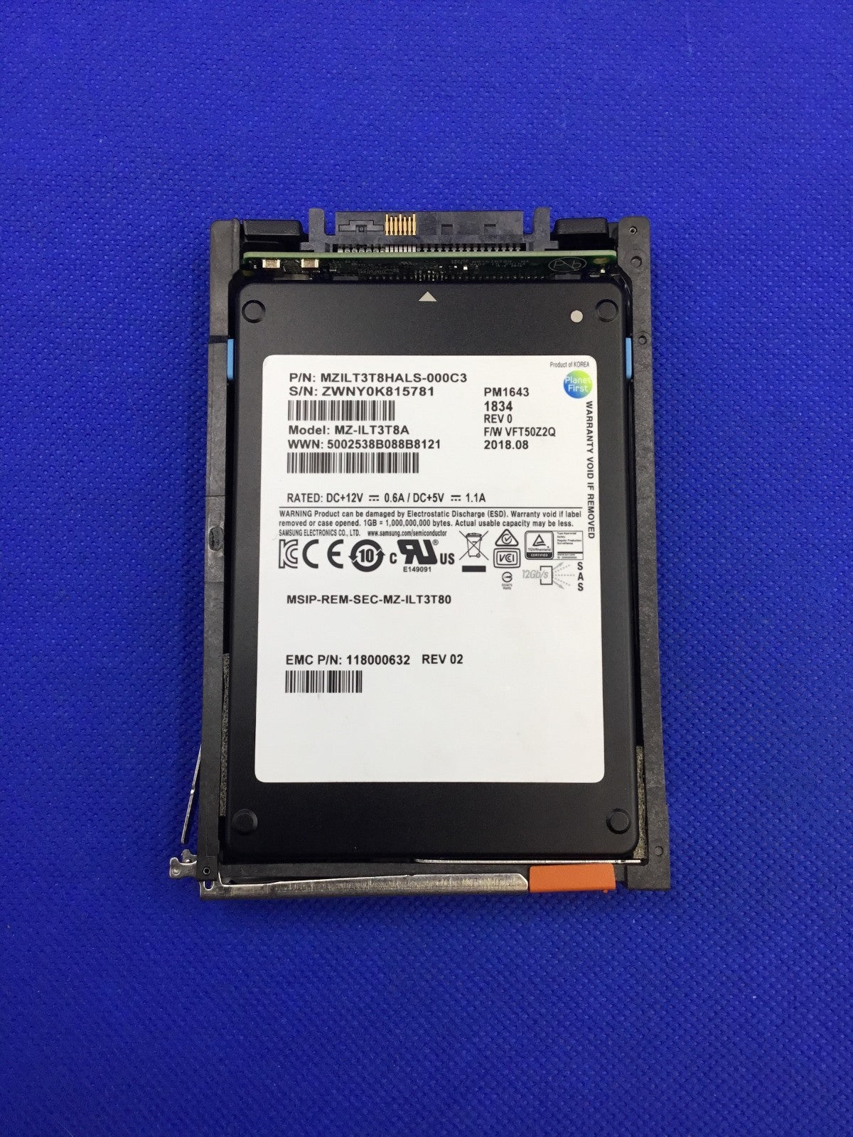 MZ-ILT3T8A SAMSUNG PM1643 3.84TB SAS 12G READ INTENSIVE 2.5'' SSD EMC 118000632
