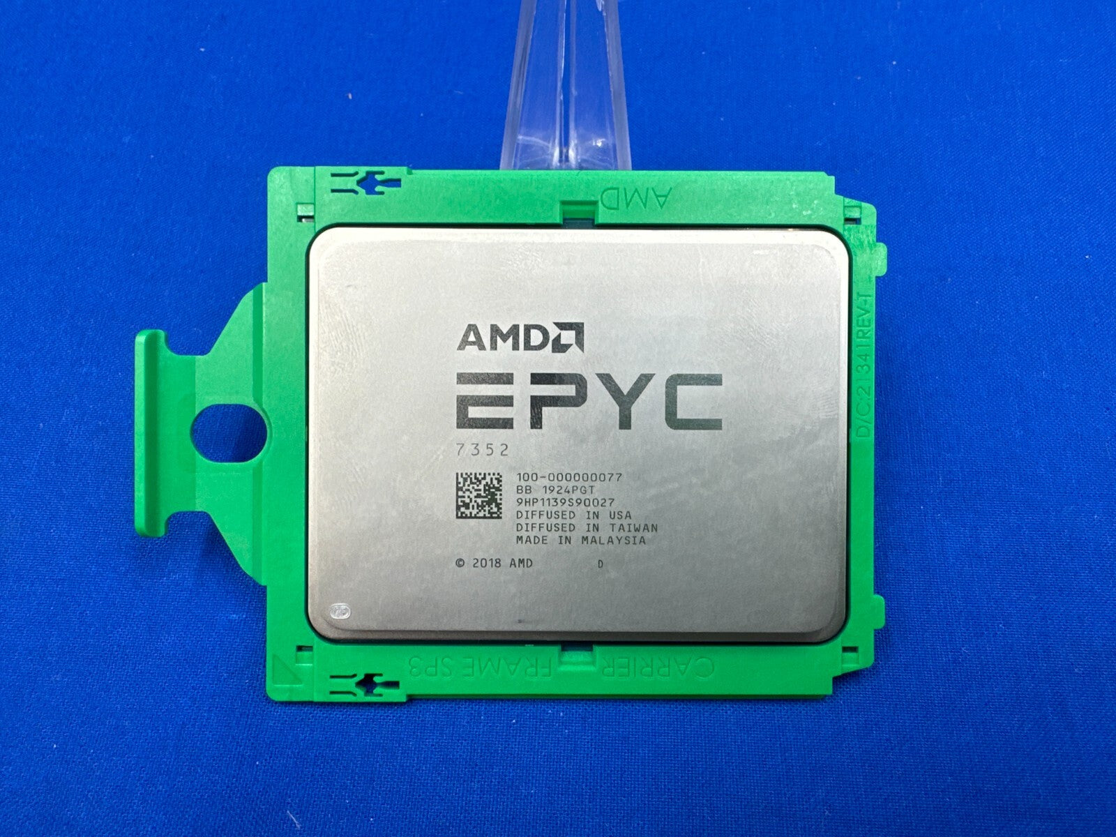 AMD EPYC 7352 2.3GHz 24Core 128MB Processor 100-000000077