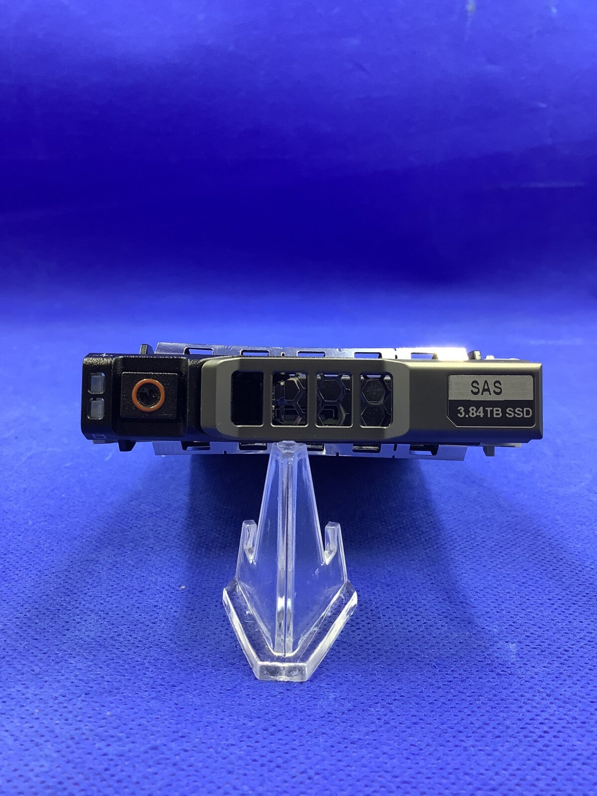 0JR1HP DELL SAMSUNG MZ-ILS3T8B 3.84TB 12Gb/s TLC SAS III 2.5IN SSD JR1HP
