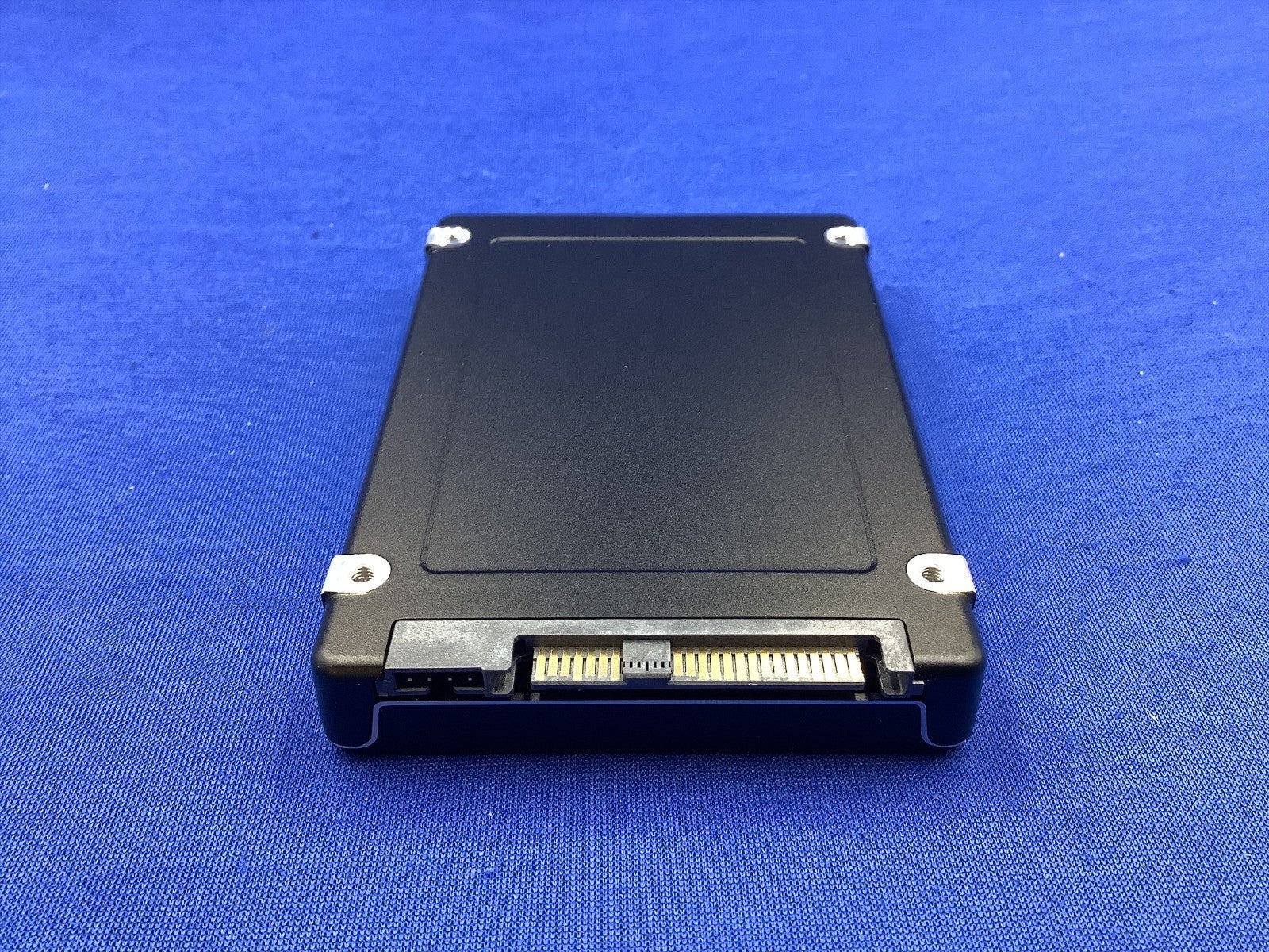 MZ-ILG15T0 Samsung PM1653 15.36TB SAS 24Gb/s 2.5'' Enterprise SSD New