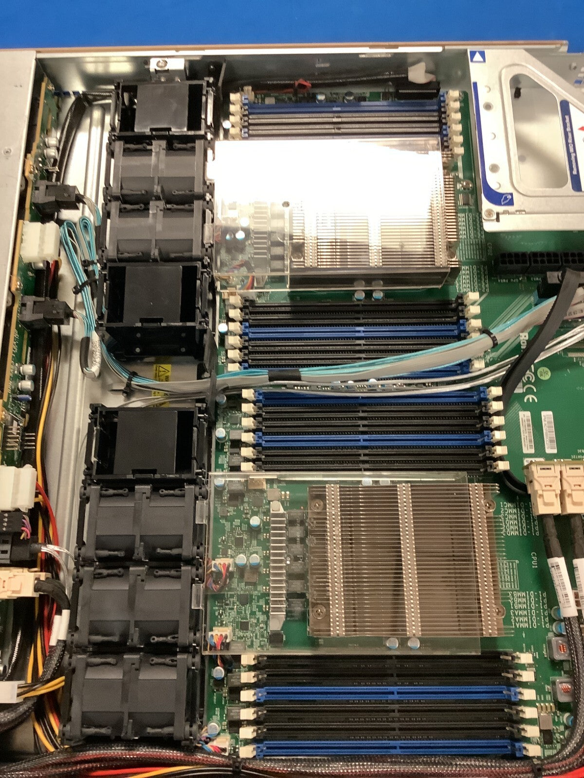 Supermicro SYS-1028U-TNRTP+ 750Wx2 PSU  64GB Internal SSD Fans and cables