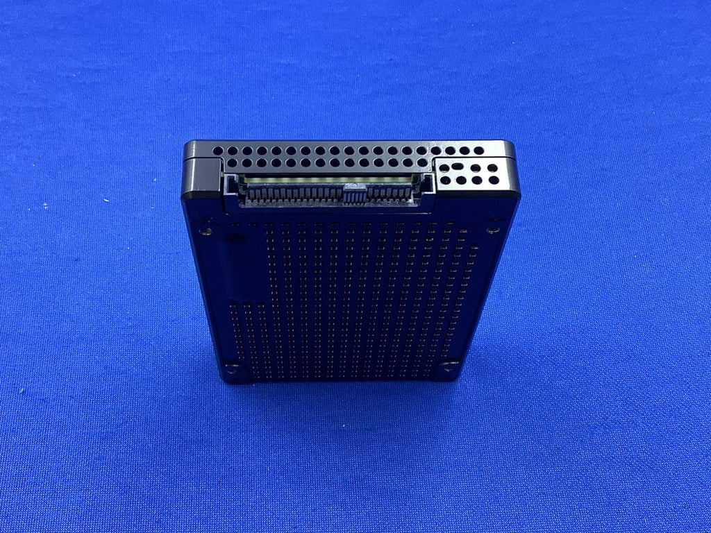 WUS5EA176ESP5E3  WD Ultrastar DC SN650 7.68TB PCIe Gen4, NVMe  U.3 15mm SE SSD