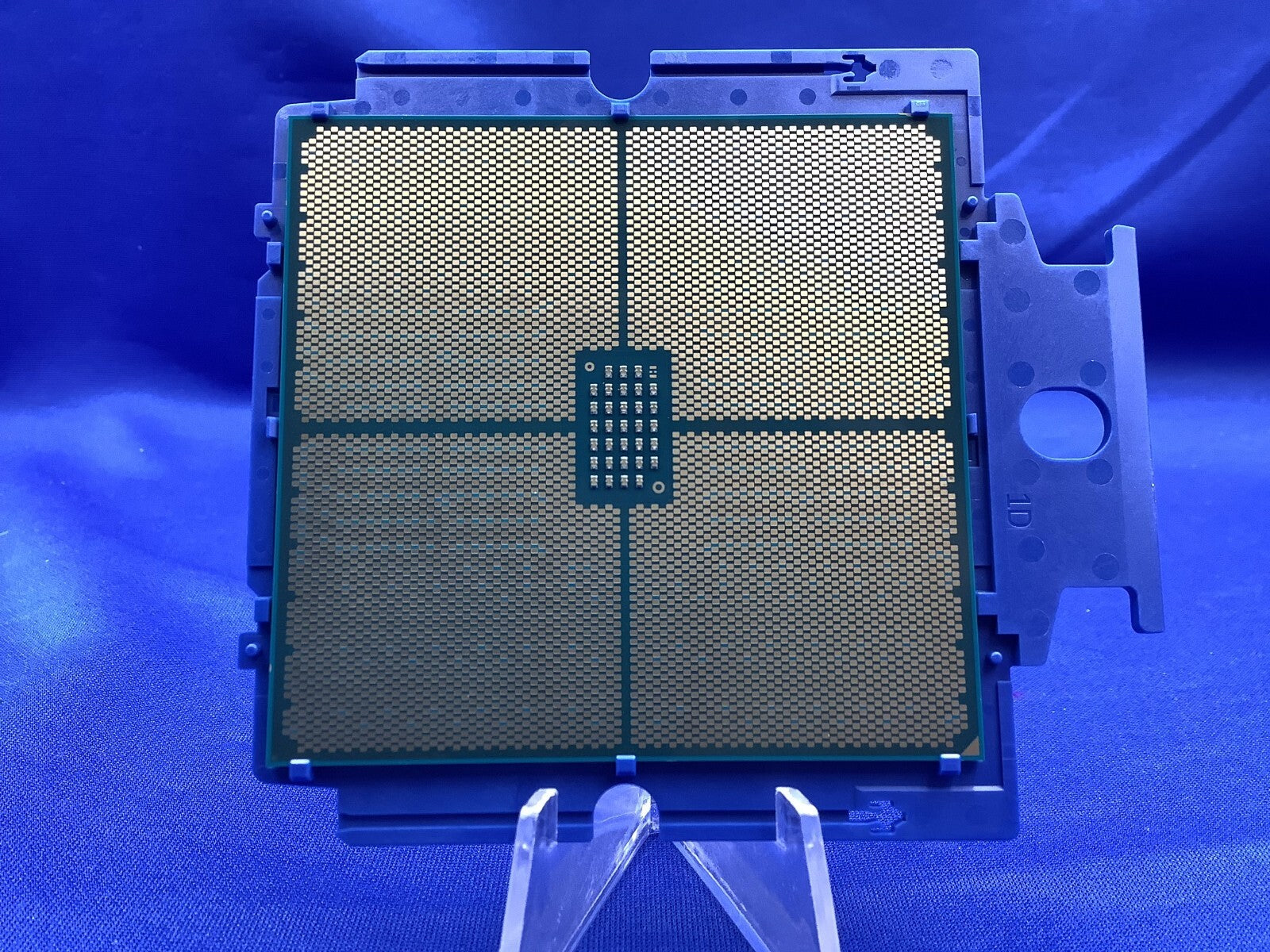 AMD EPYC 9375F 32-Cores 3.8 GHz Up to 4.8 GHz SP5 256MB 320W CPU 100-000001197