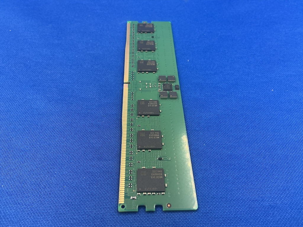 M321R2GA3EB0-CWM SAMSUNG 16GB (1x16GB) 1Rx8 PC5-5600B RDIMM MEMORY