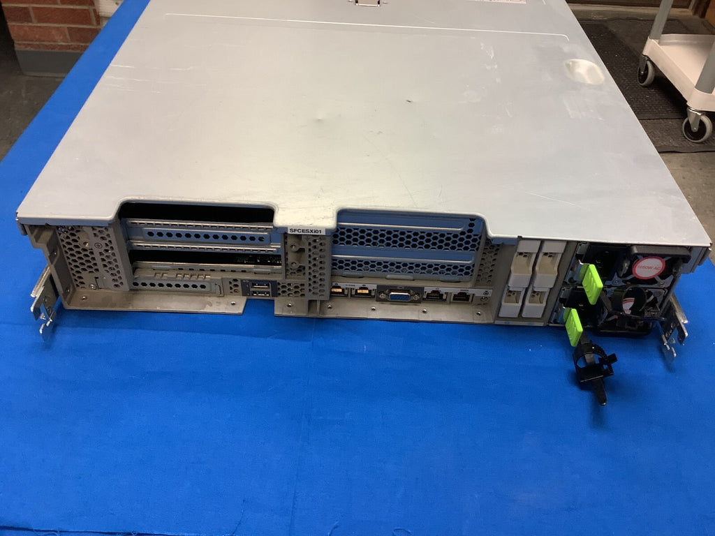 Cisco UCSC C240-M5S 8 SFF Server W/15016-1 Raid 1050W PSU FAN HS storage battery
