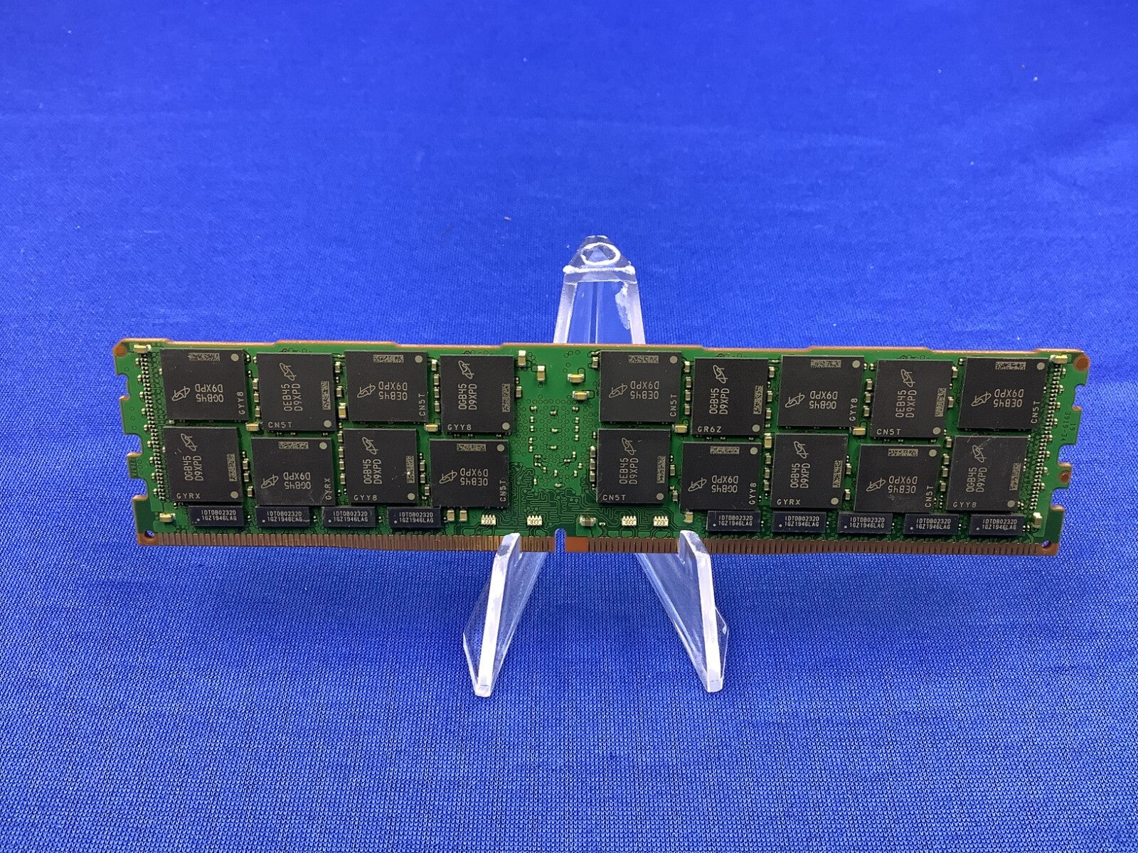 MTA36ASF8G72LZ-2G9B1 MICRON 64GB (1X64GB) 2RX4 PC4-2933Y LRDIMM MEMORY
