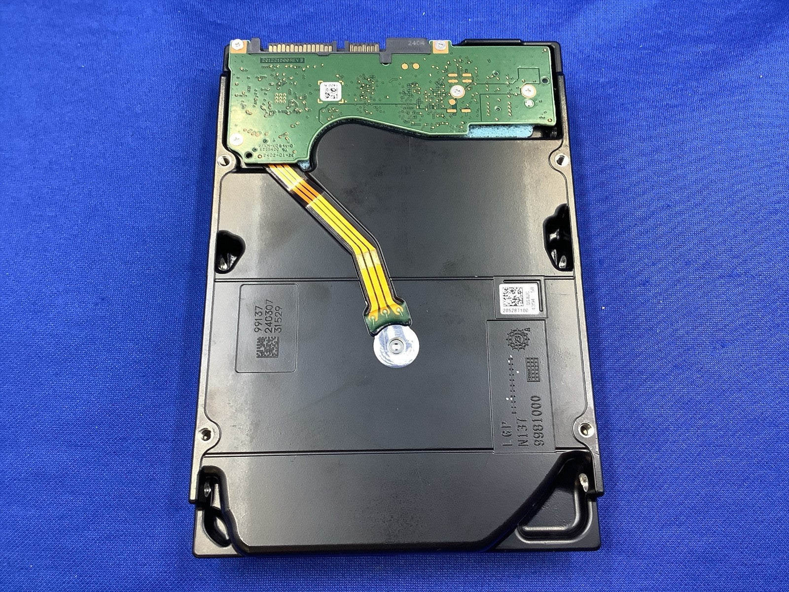 ST20000NM007D Seagate Exos X20 20TB 7.2K SATA 6Gb/s 256MB 3.5in Internal HDD