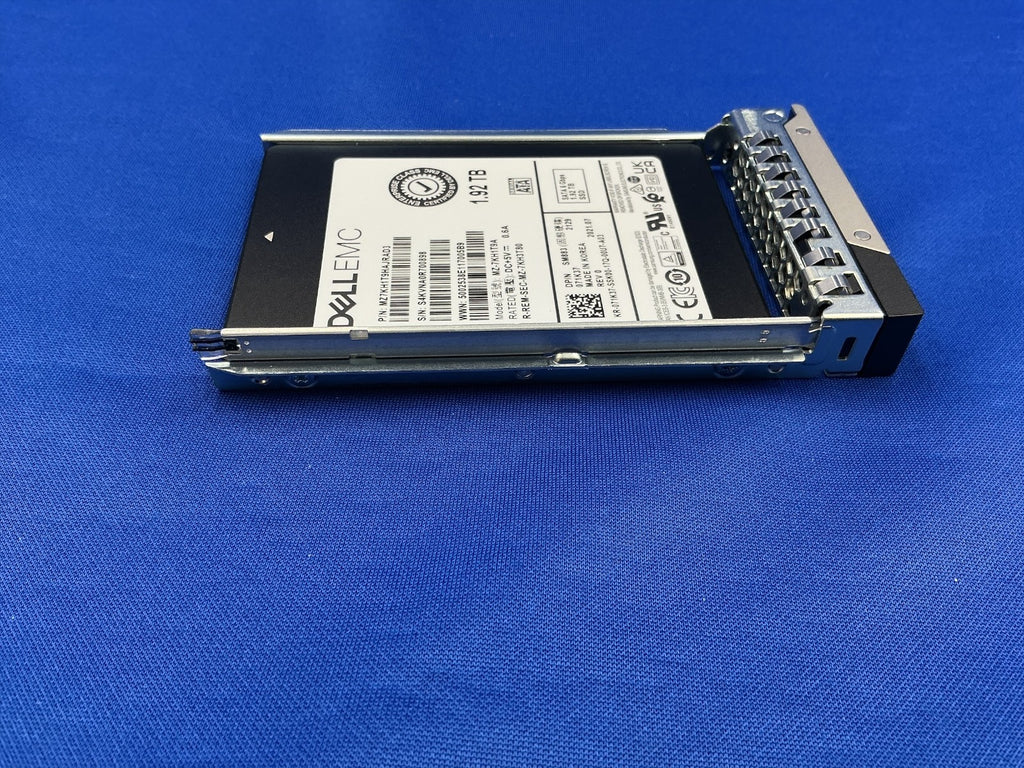 71K37 DELL EMC 1.92TB 6Gbps 2.5in Mixed Use Samsung SM883 SATA SSD MZ-7KH1T9A