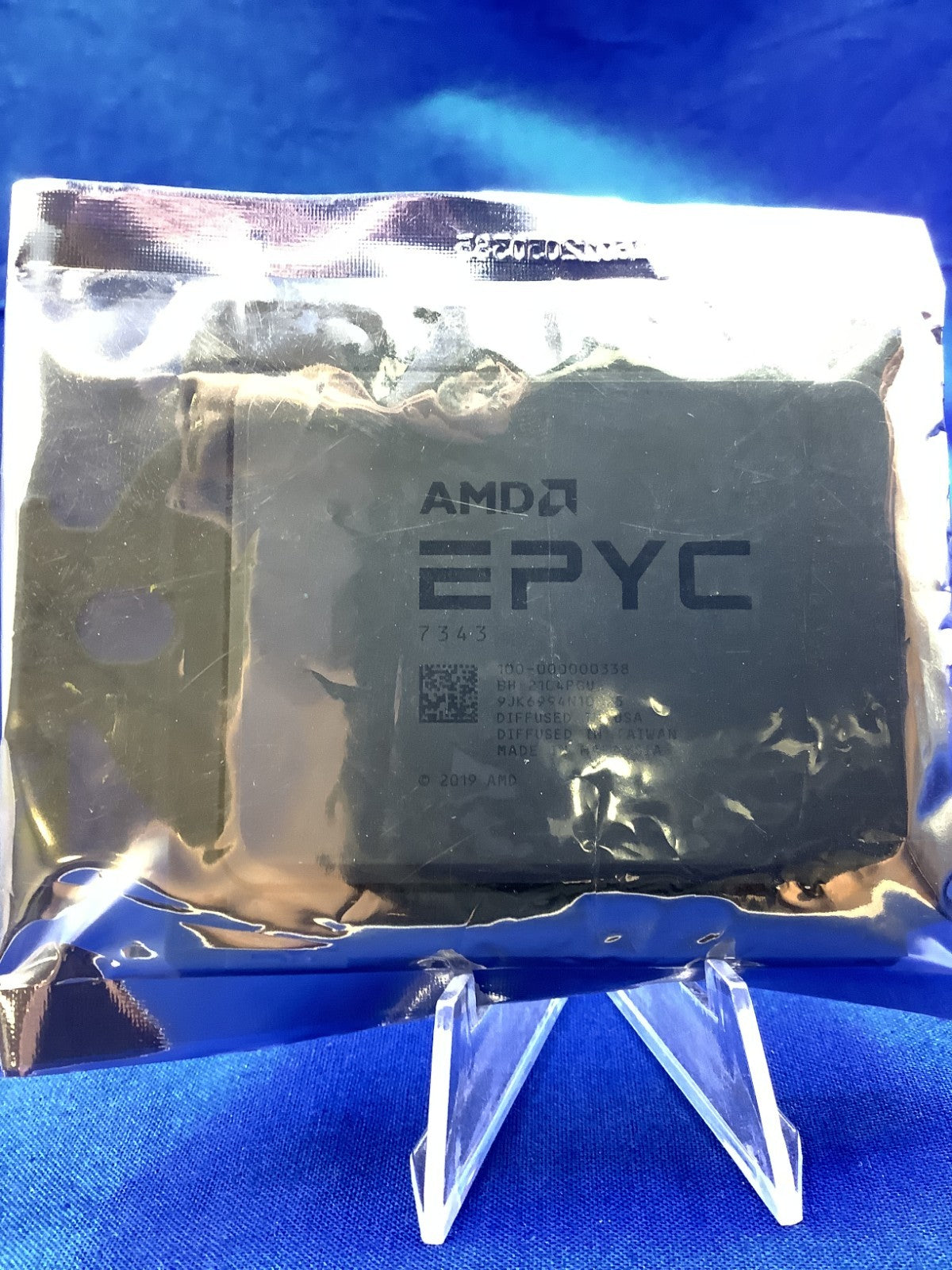 AMD EPYC 7343 16-Core 3.2GHz UP to 3.9GHz 128MB CPU 100-000000338 NO VENDOR LOCK