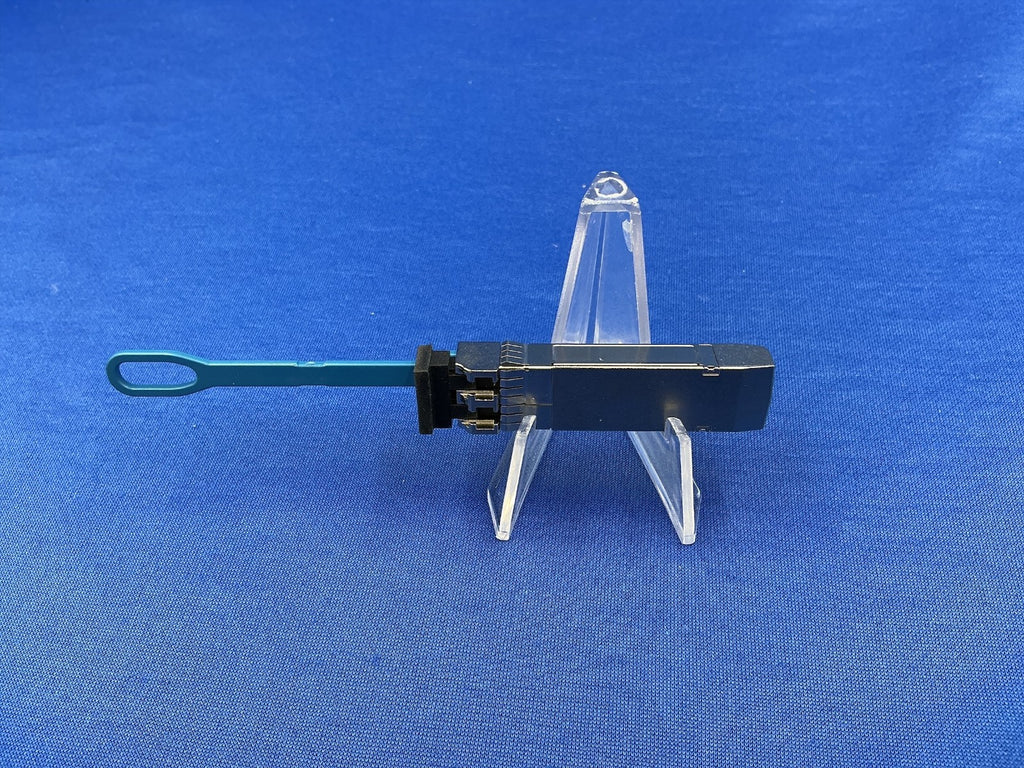 57-1000486-01 Brocade 32G 1310nm 10km FC LWL SFP28 SMF Optical Transceiver