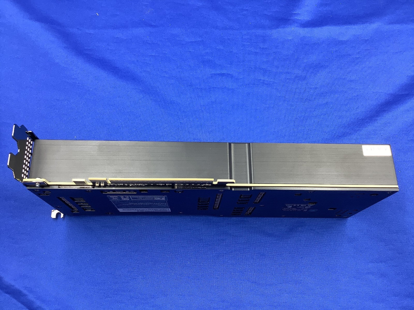 AMD Instinct MI210 64GB HBM2 PCIe 4.0 x16 Professional Graphics Card