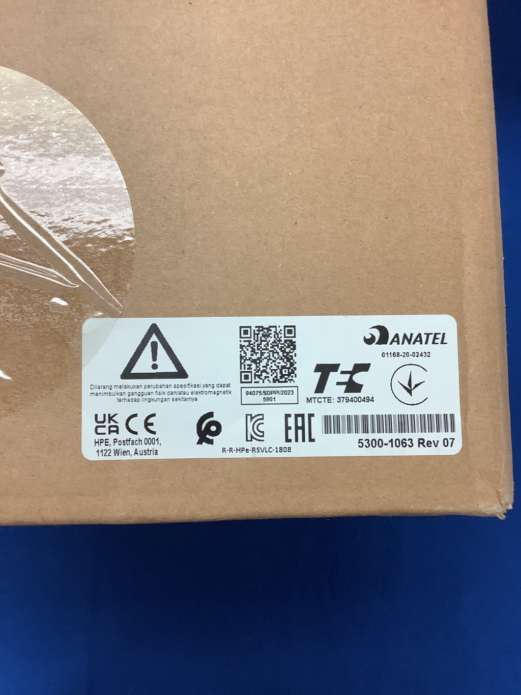 JL668A HPE ARUBA NETWORKING CX 6300F 24-PORT 1GBE AND 4-PORT SFP56 SWITCH