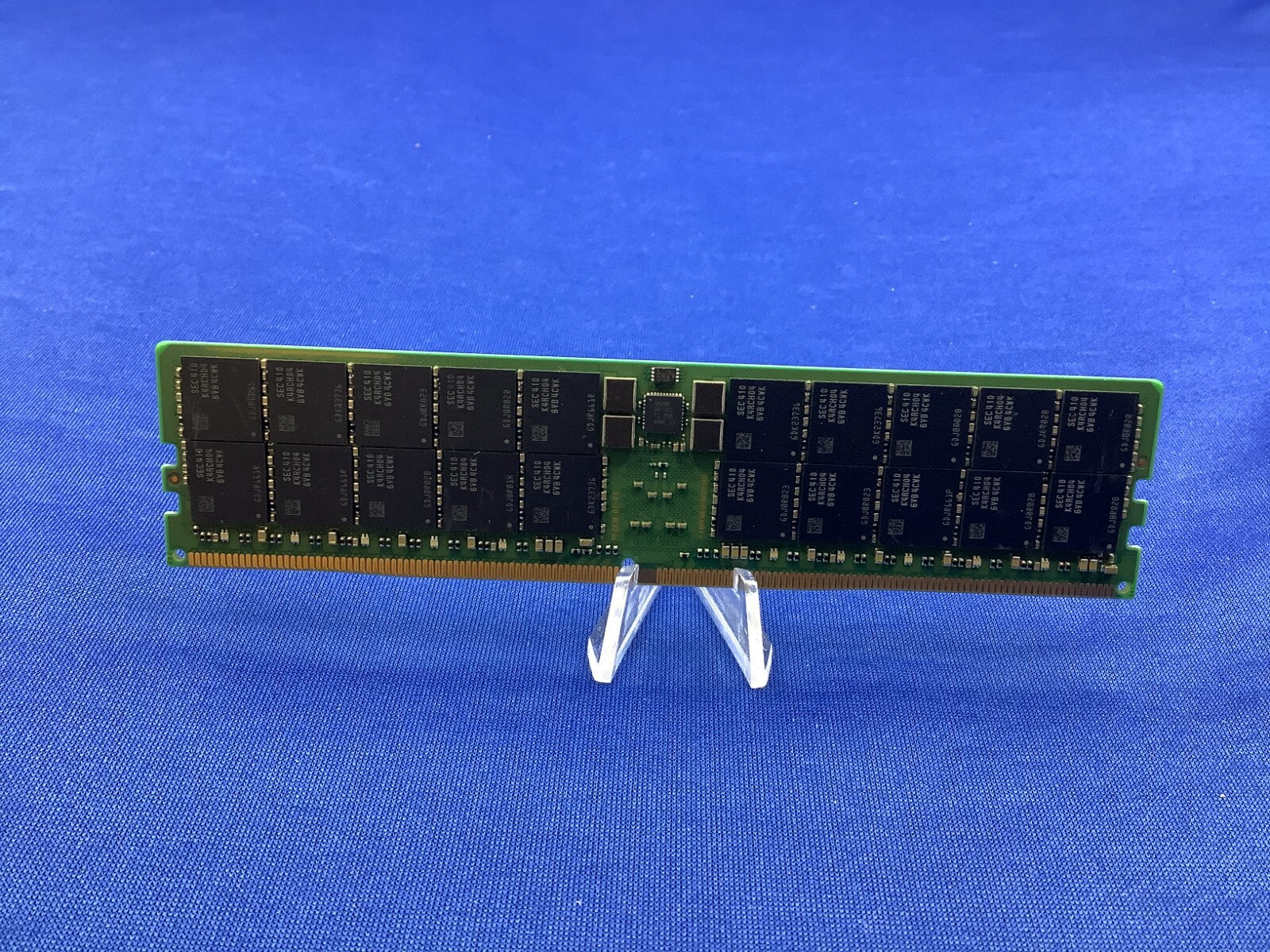 UCS-MR256G8RE1 CISCO 256G (1X256GB) 2S4Rx4 PC5-4800B ECC RDIMM MEMORY